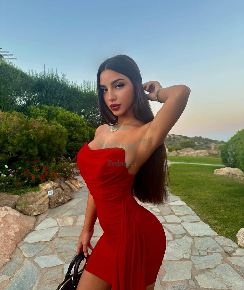Photo escort girl Klara: the best escort service