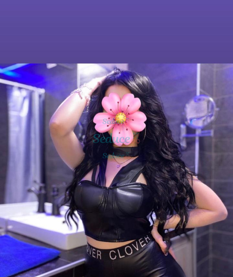 Photo escort girl Isabella: the best escort service