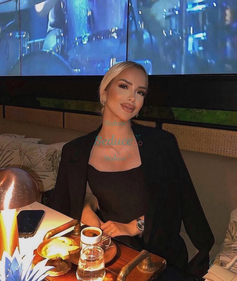 Photo escort girl berra: the best escort service