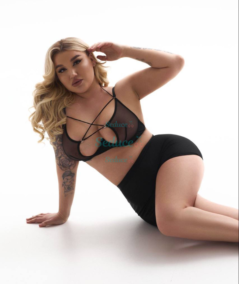 Photo escort girl Alisa: the best escort service