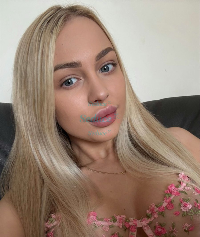 Photo escort girl Kseniya: the best escort service
