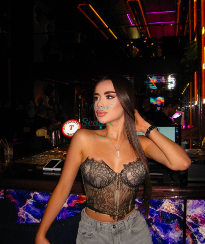 Photo escort girl EDNA: the best escort service