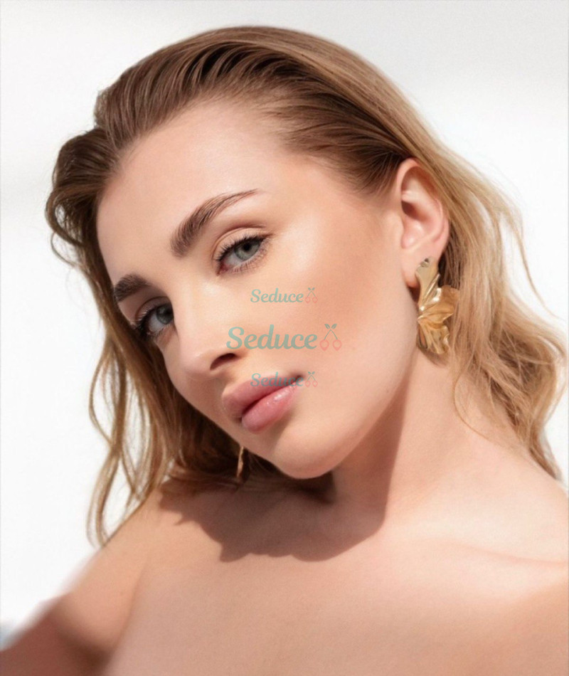 Photo escort girl Steisi: the best escort service