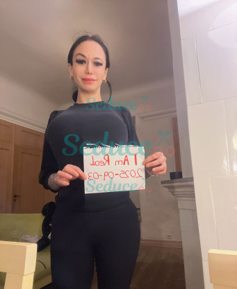 Photo escort girl Natthychilena : the best escort service