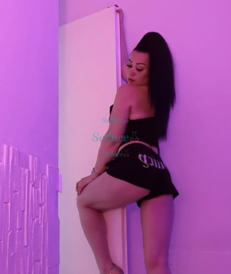 Photo escort girl Monica: the best escort service