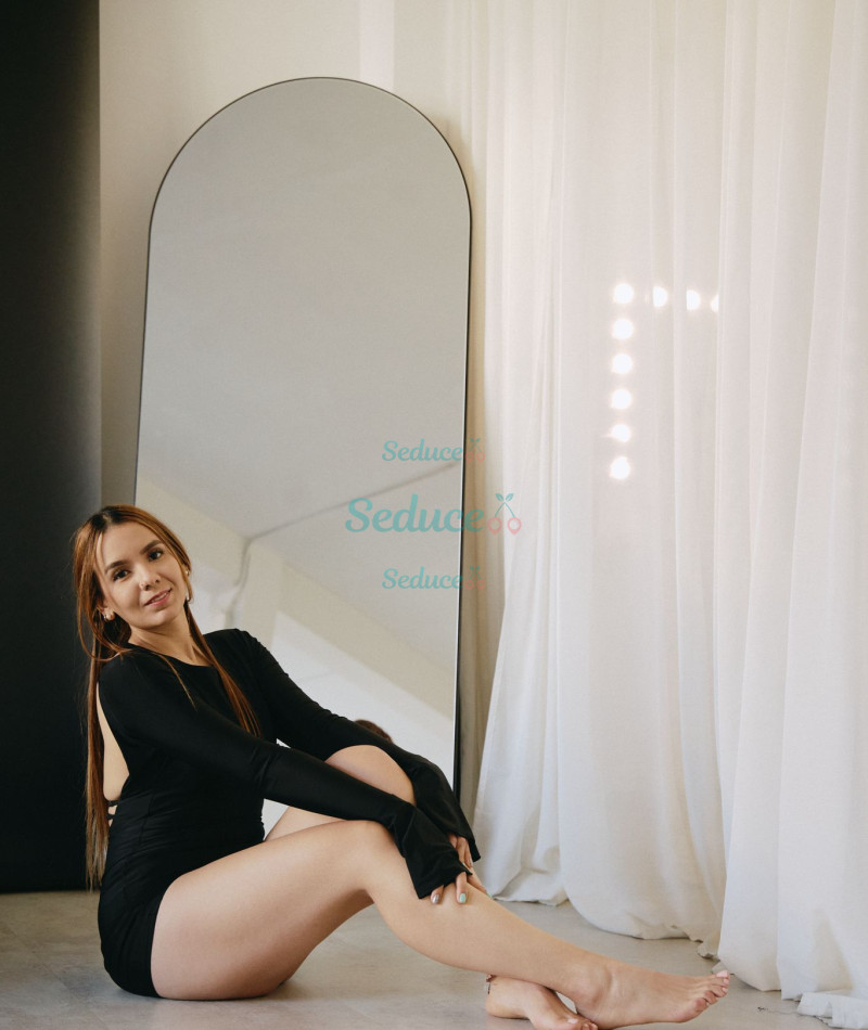 Photo escort girl Laura : the best escort service