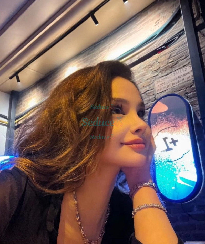 Photo escort girl Yonca: the best escort service