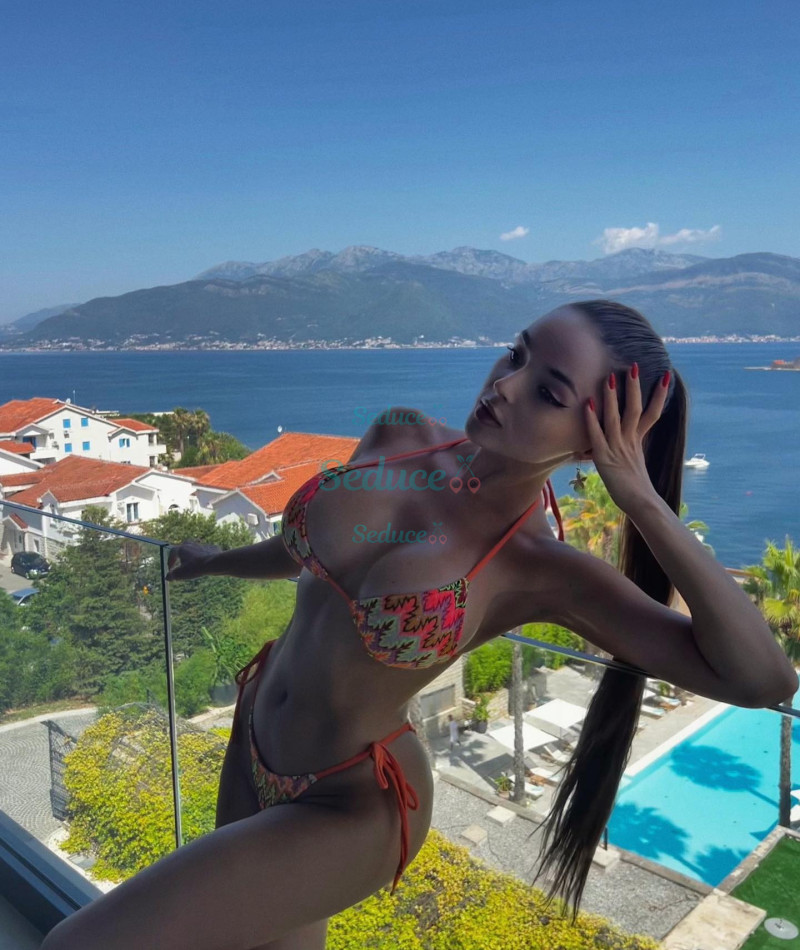 Photo escort girl Sabrina: the best escort service