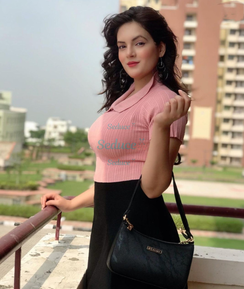 Photo escort girl Sheetal Grewal: the best escort service