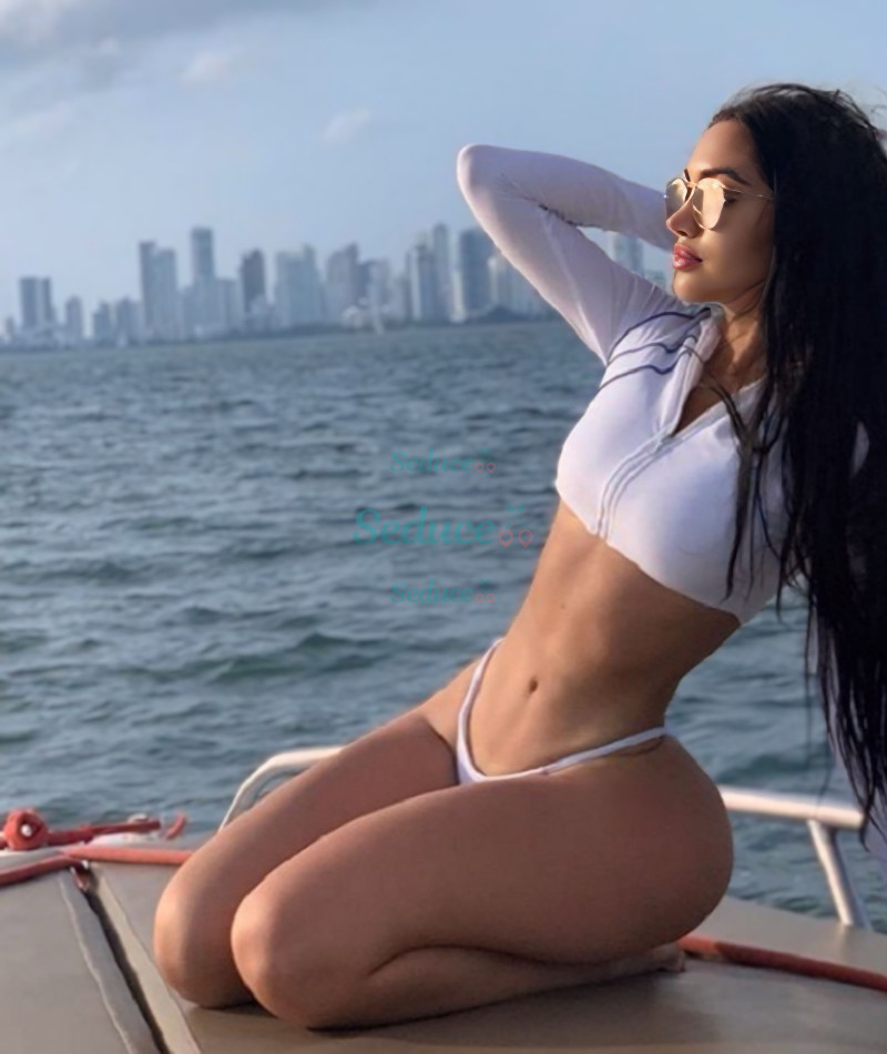 Photo escort girl Lara : the best escort service