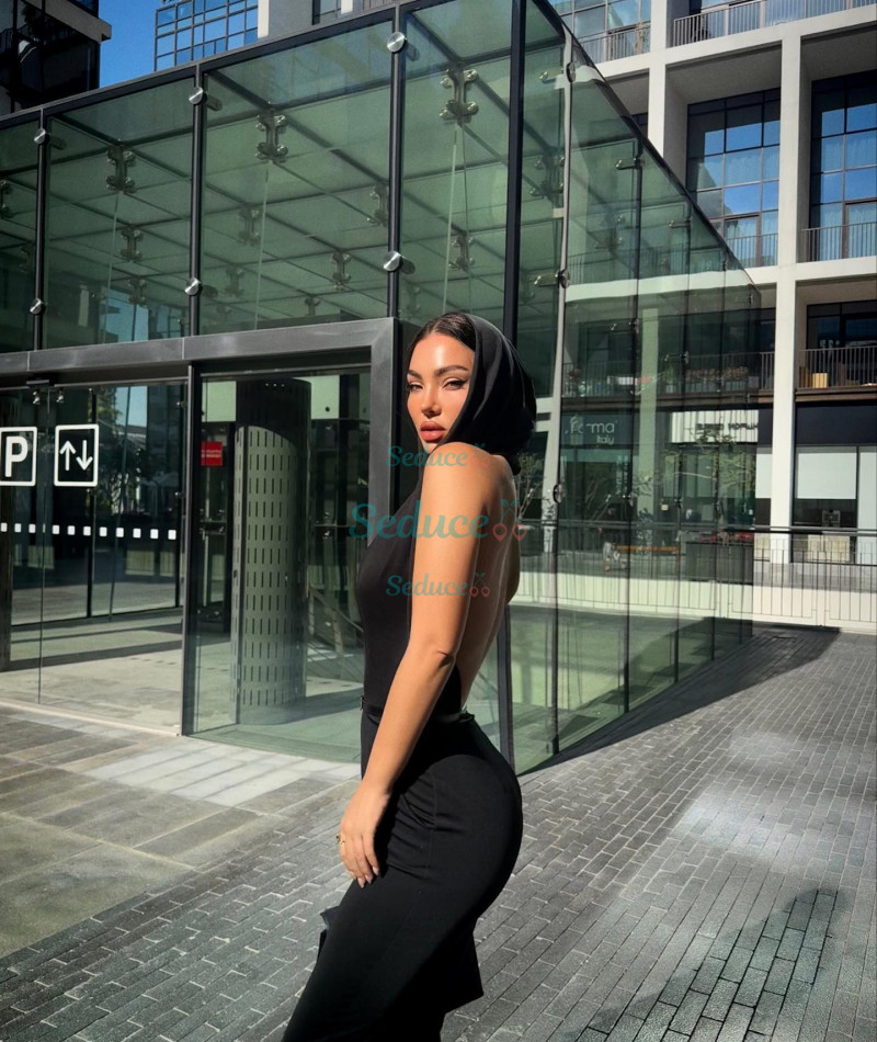 Photo escort girl Gwen: the best escort service