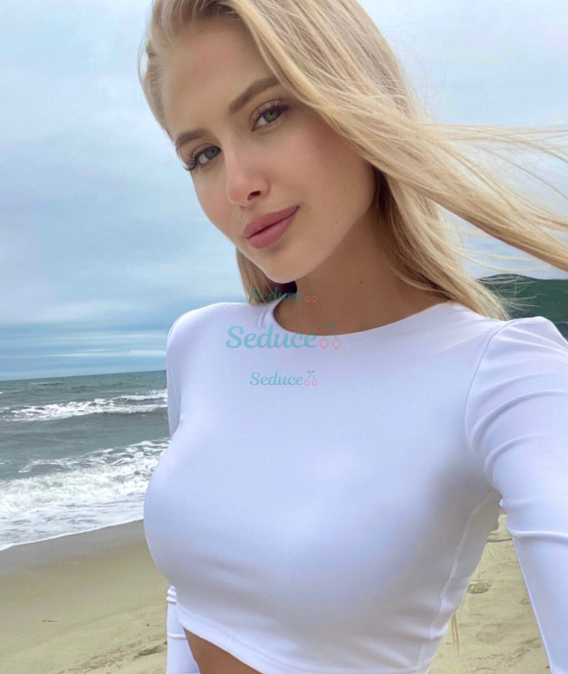 Photo escort girl Bella: the best escort service