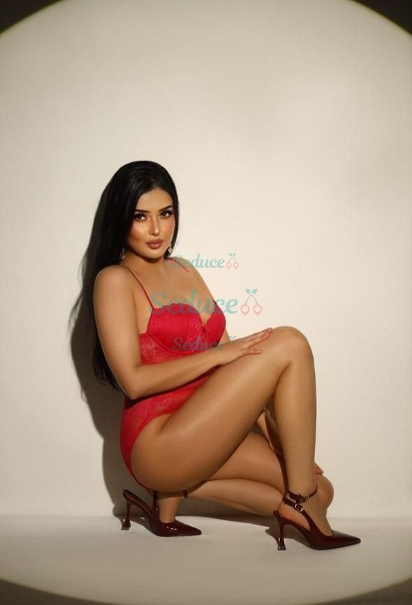 Photo escort girl Nely : the best escort service