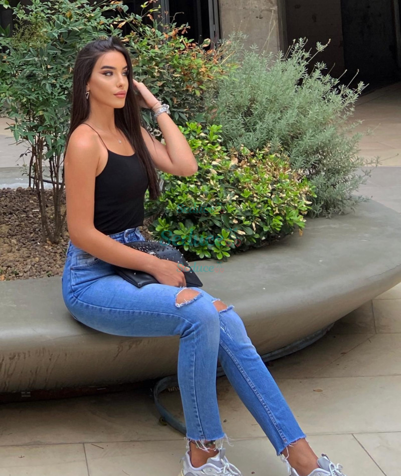 Photo escort girl Samiss: the best escort service