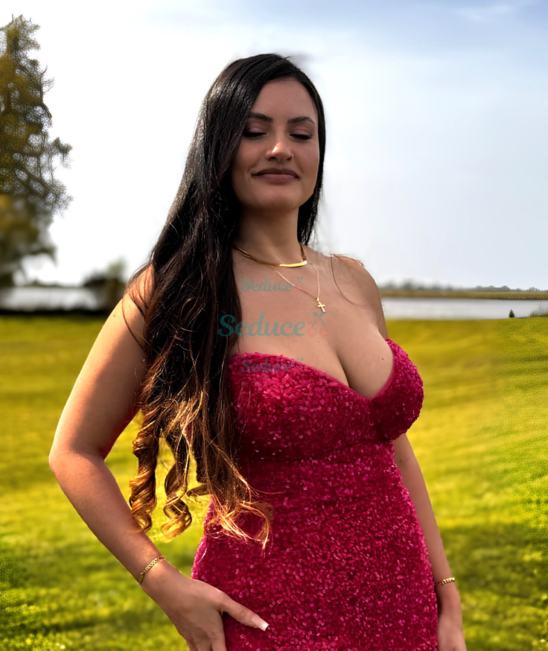 Photo escort girl Gabrielle: the best escort service