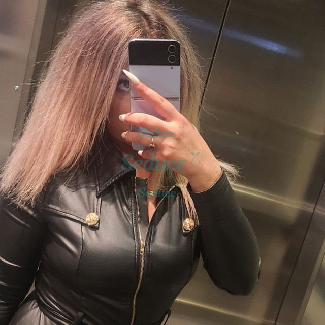 Photo escort girl KaramelaNew: the best escort service