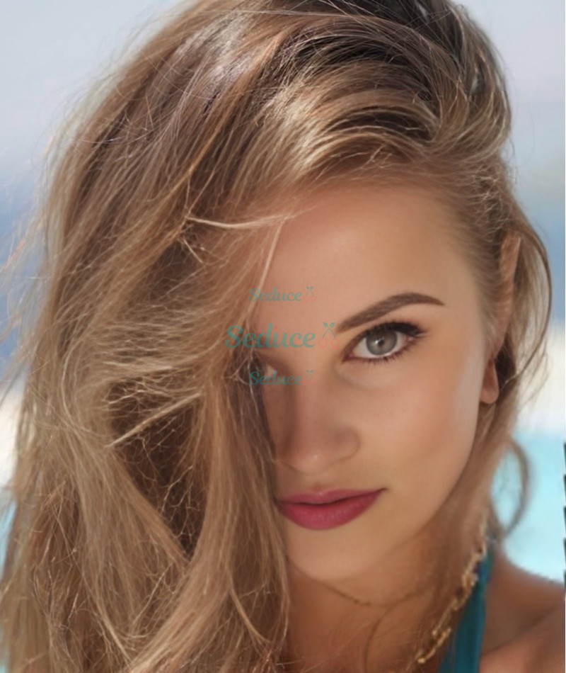 Photo escort girl Emma: the best escort service