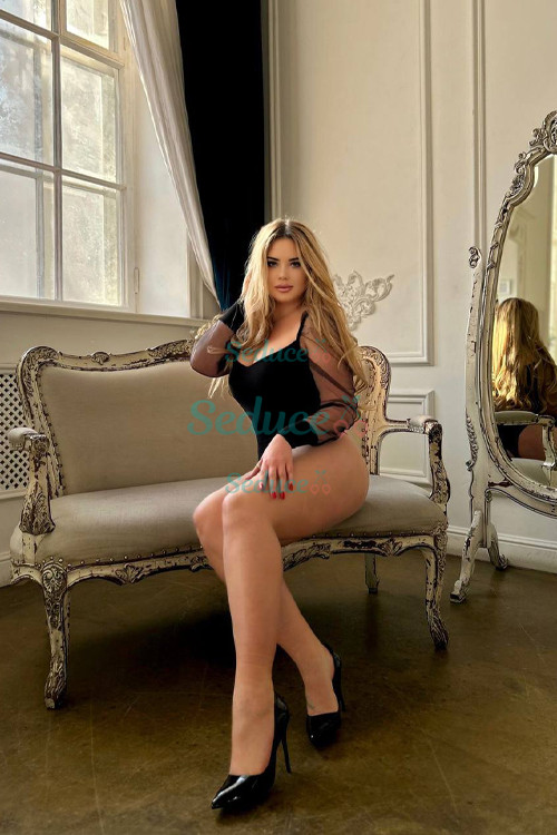 Photo escort girl Bruna: the best escort service