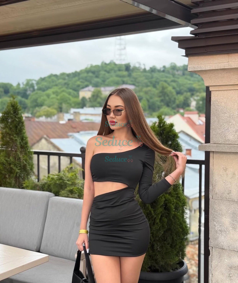 Photo escort girl Kira: the best escort service