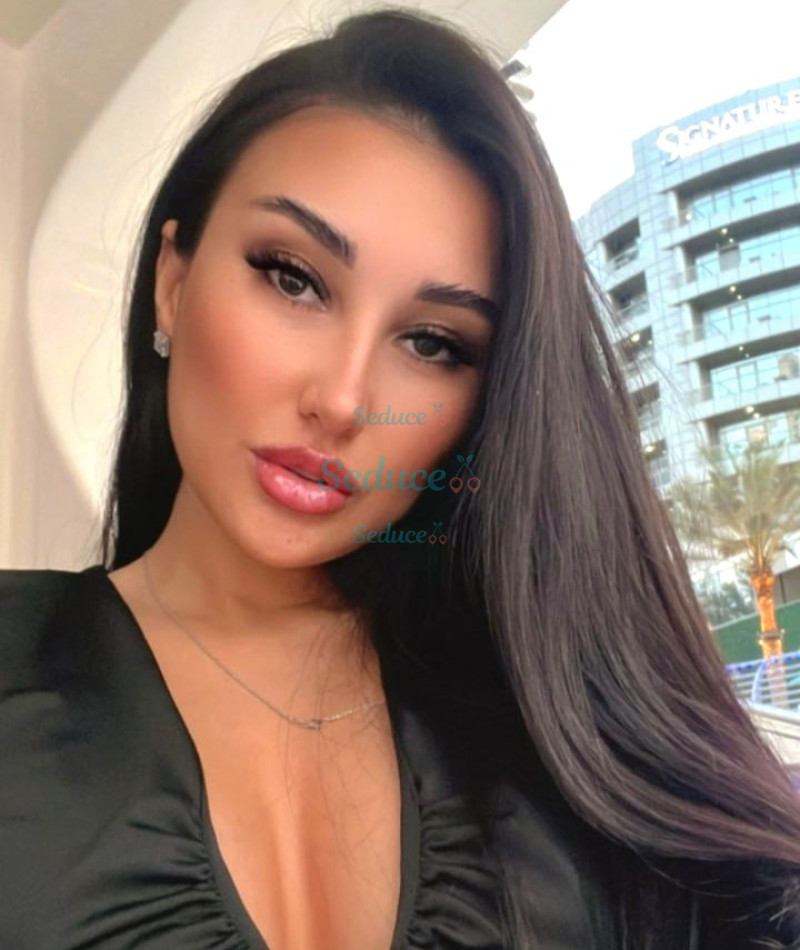 Photo escort girl Serena: the best escort service
