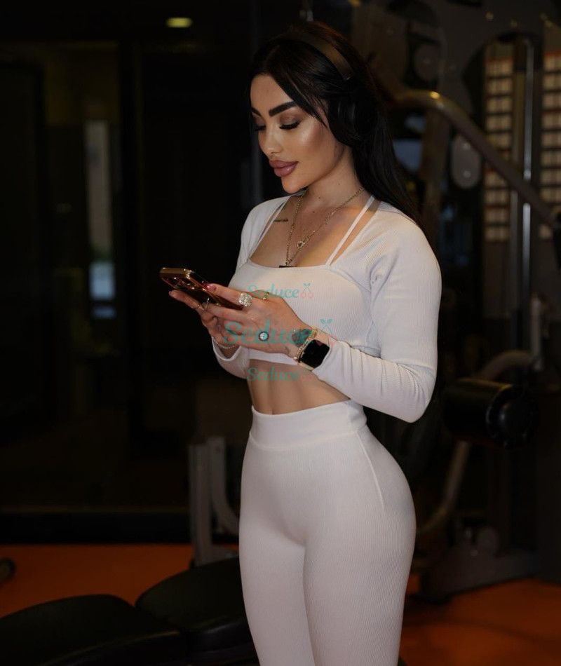 Photo escort girl VERA: the best escort service