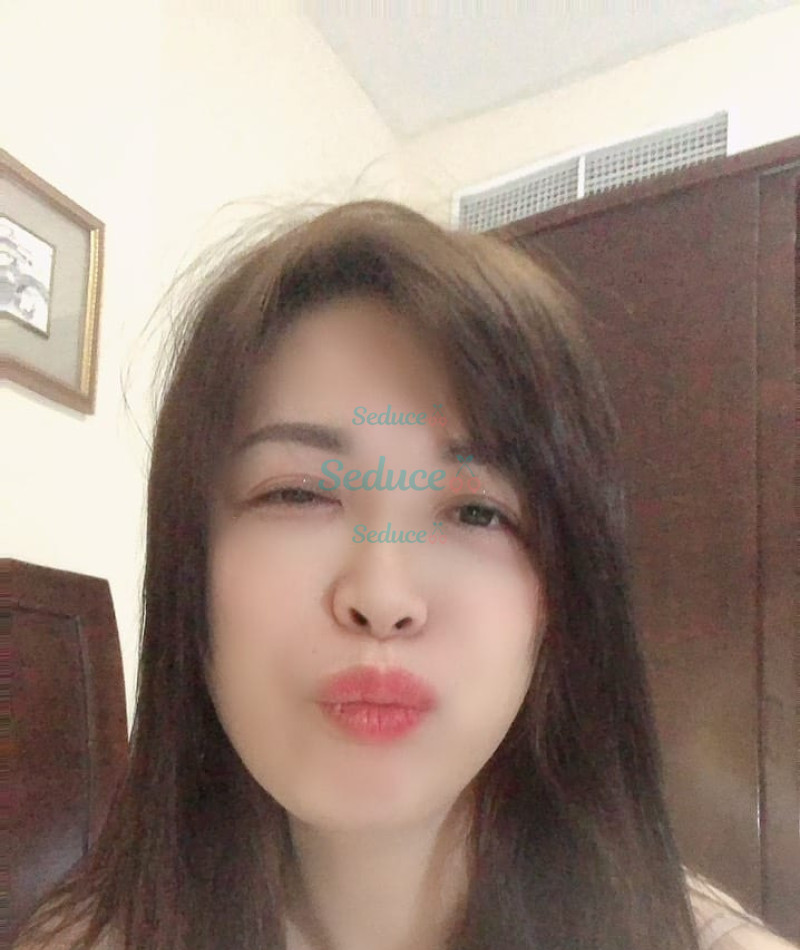 Photo escort girl Luna: the best escort service