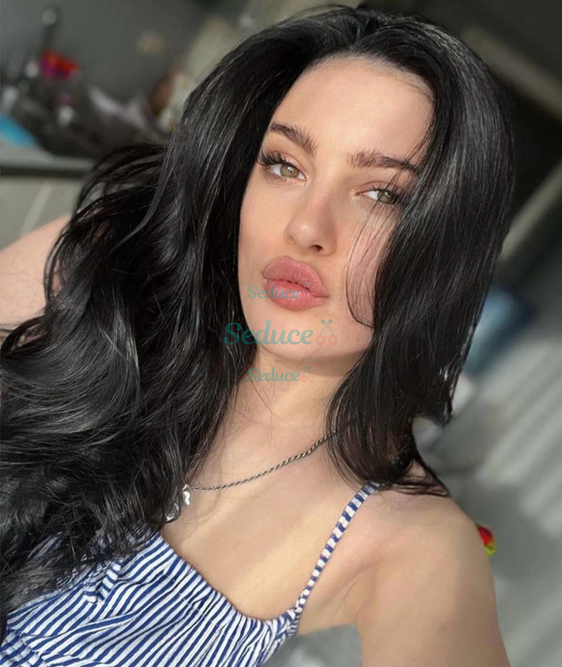 Photo escort girl SuzanaLOVE: the best escort service