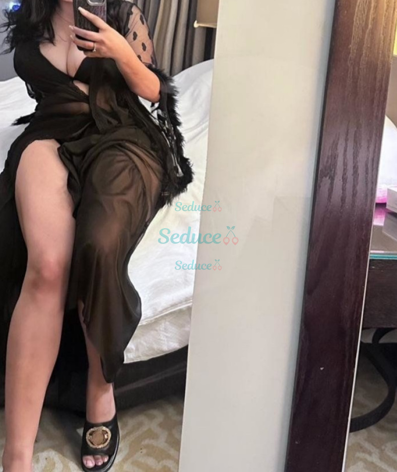 Photo escort girl Mimita: the best escort service