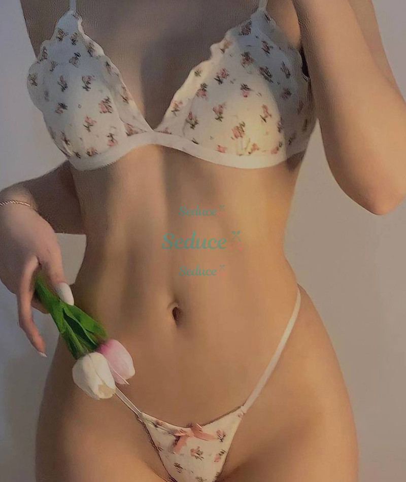 Photo escort girl Alya: the best escort service