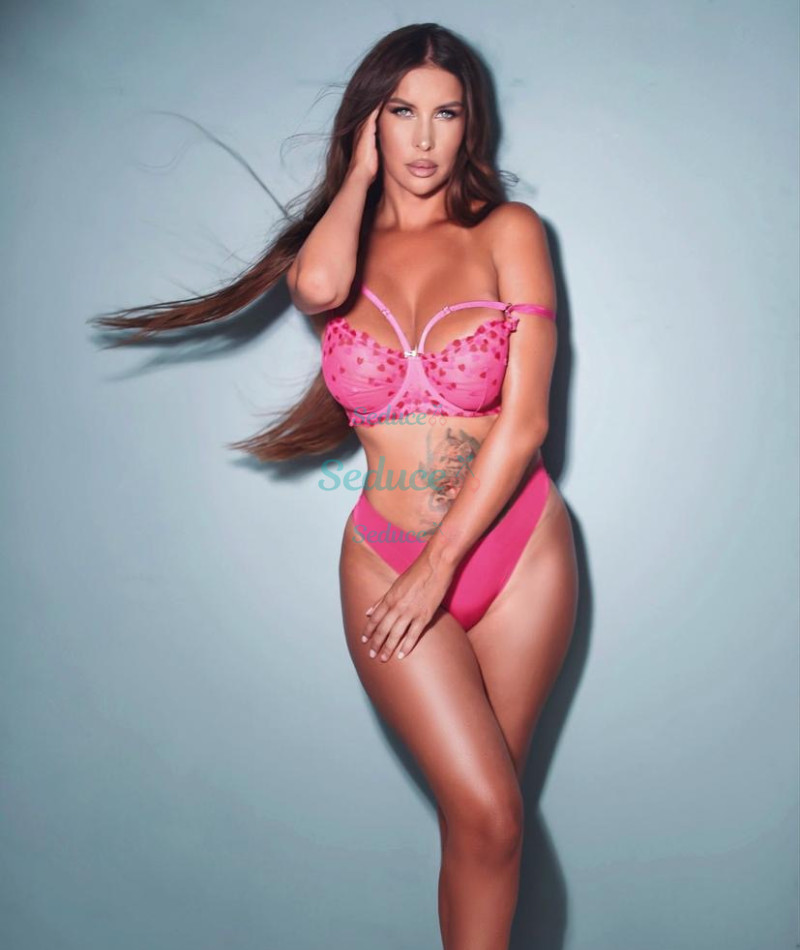 Photo escort girl Sasha: the best escort service