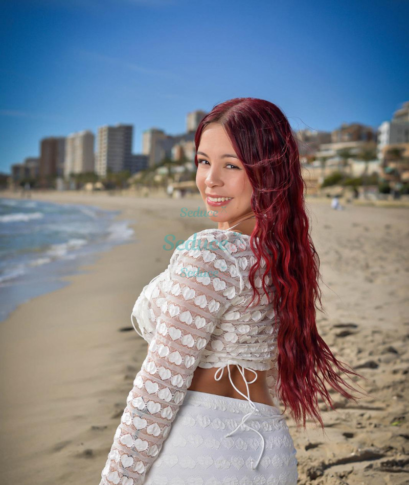 Photo escort girl MIA: the best escort service