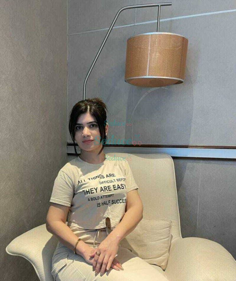 Photo escort girl Antiqsha: the best escort service