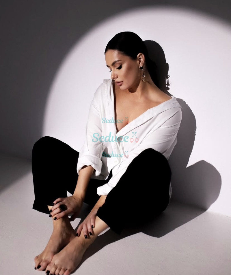 Photo escort girl LISA: the best escort service