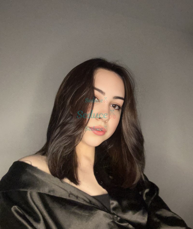 Photo escort girl Kelly: the best escort service