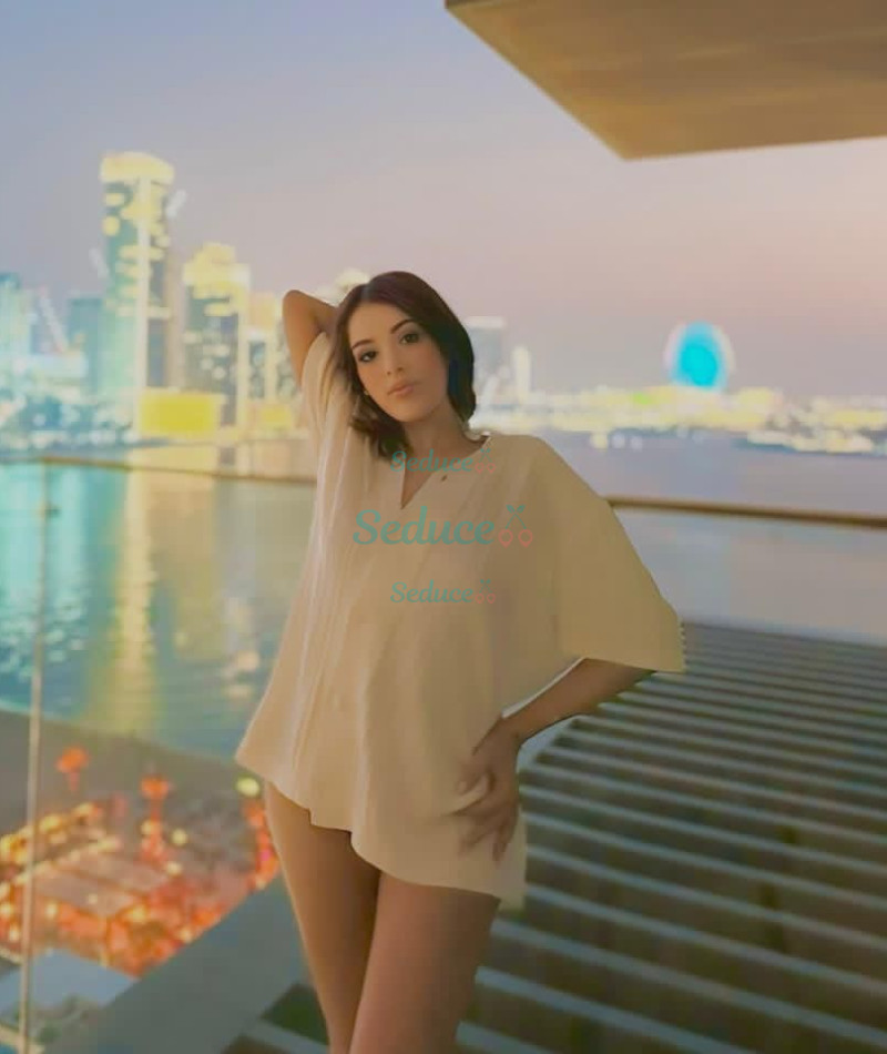 Photo escort girl Leela: the best escort service