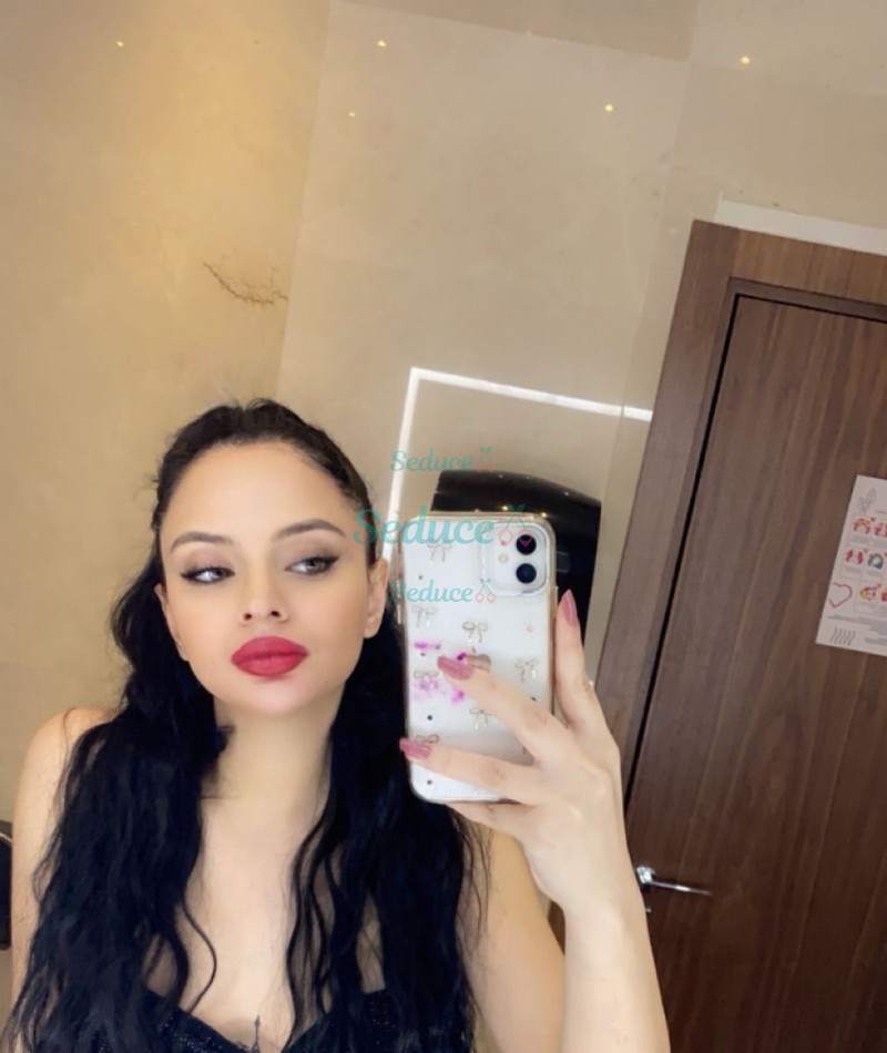 Photo escort girl Valeria: the best escort service