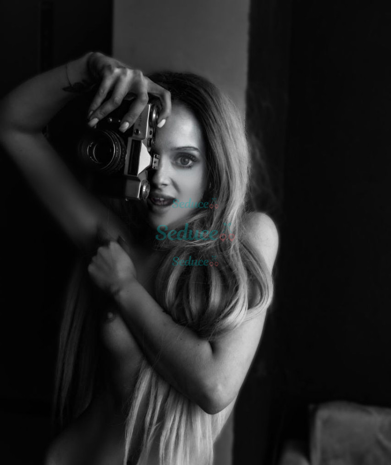 Photo escort girl Dora: the best escort service