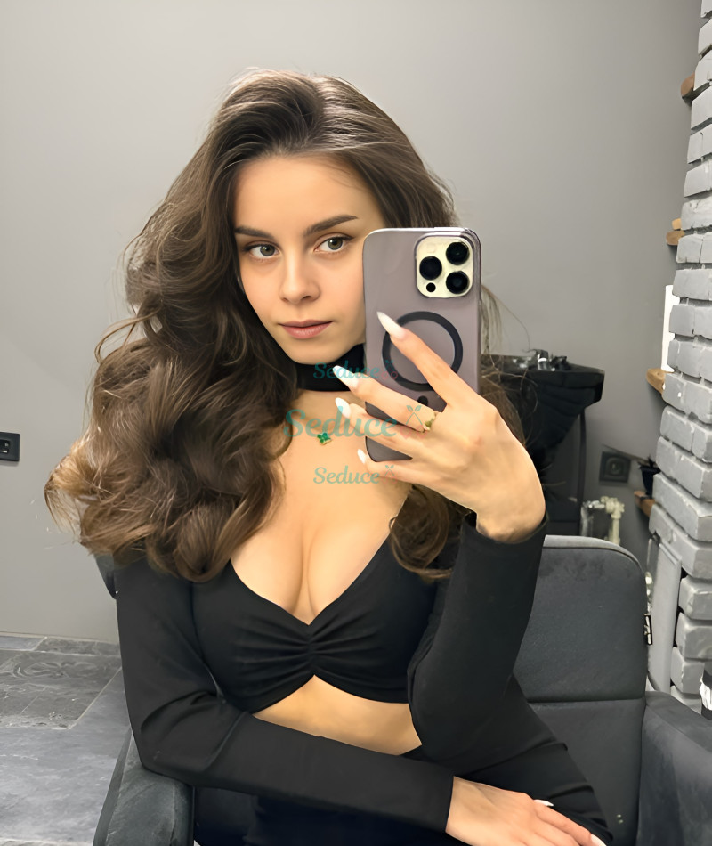Photo escort girl Kamila: the best escort service
