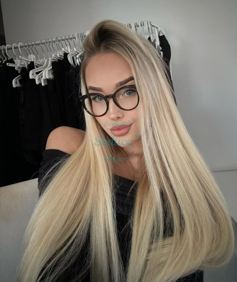 Photo escort girl sandra: the best escort service