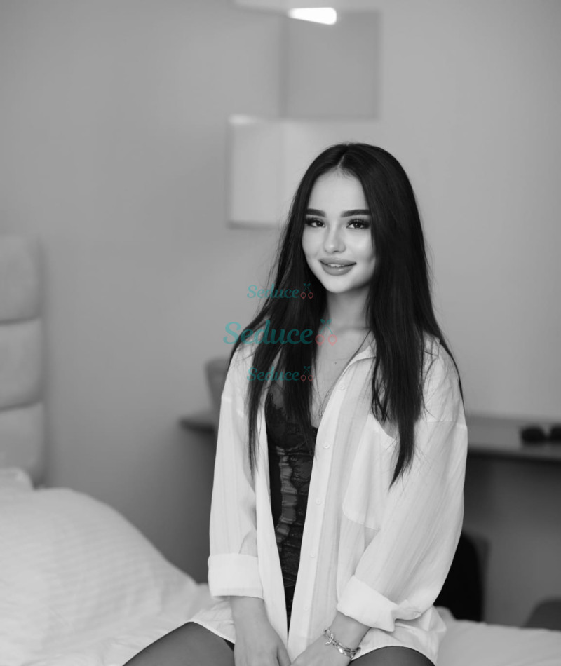 Photo escort girl Alone: the best escort service