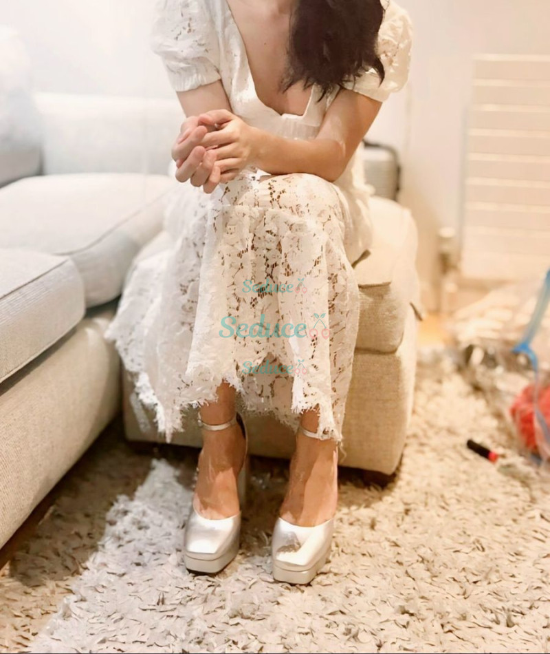 Photo escort girl Imelda: the best escort service
