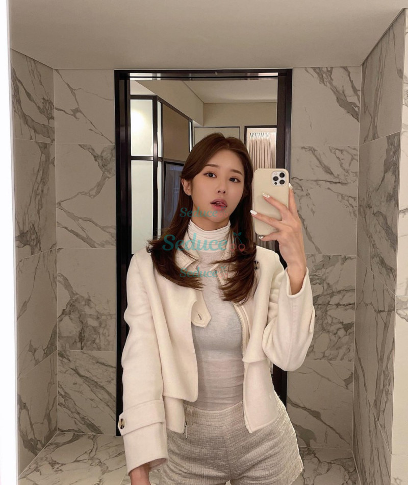 Photo escort girl emily: the best escort service