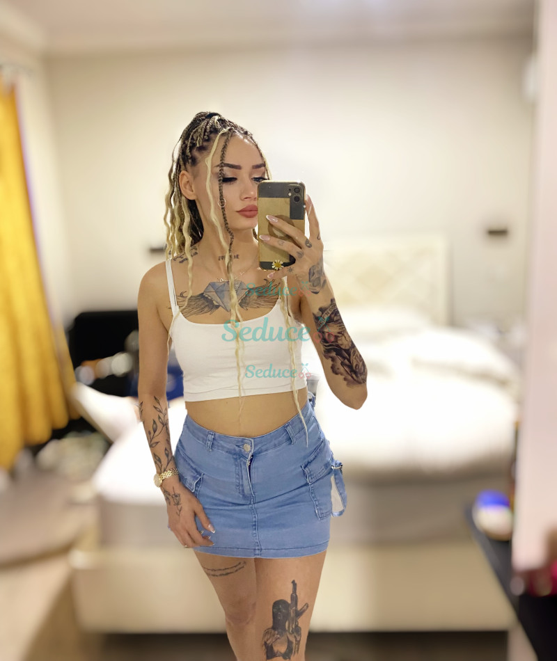 Photo escort girl Hayal: the best escort service
