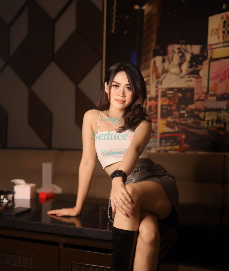 Photo escort girl Anindia Wild : the best escort service