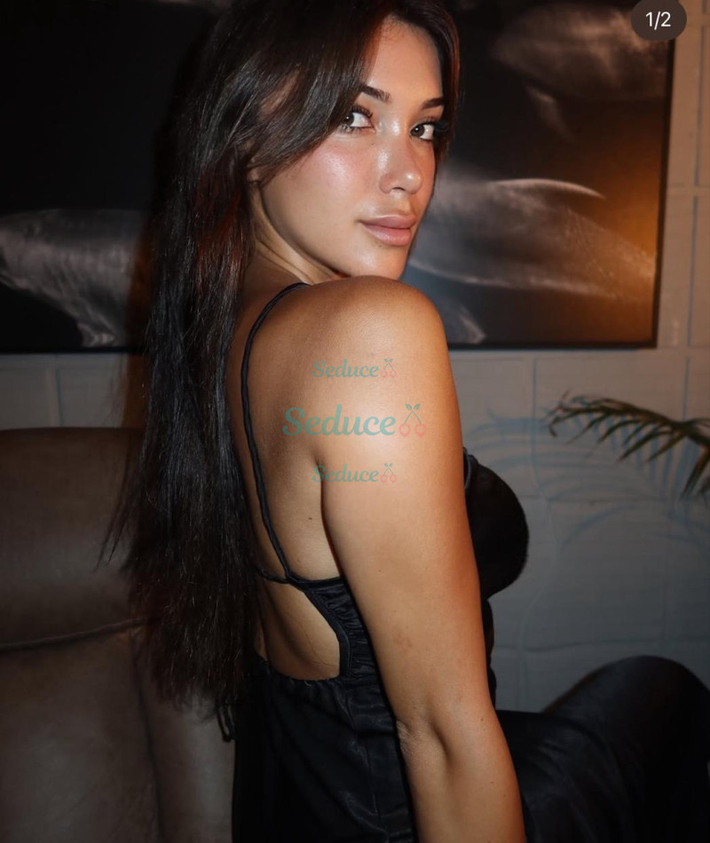Photo escort girl Elena : the best escort service