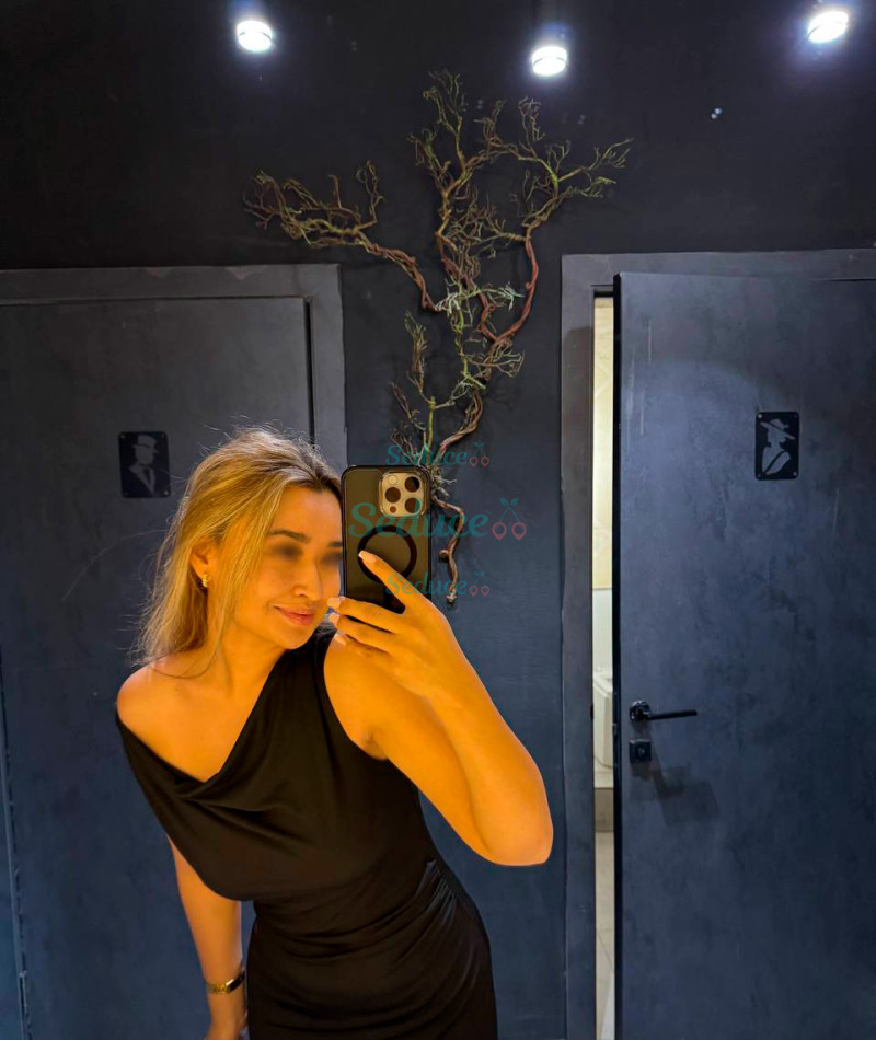 Photo escort girl Elsa: the best escort service