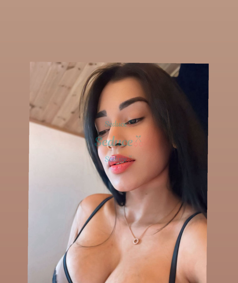 Photo escort girl Amarah Arabic Girl: the best escort service