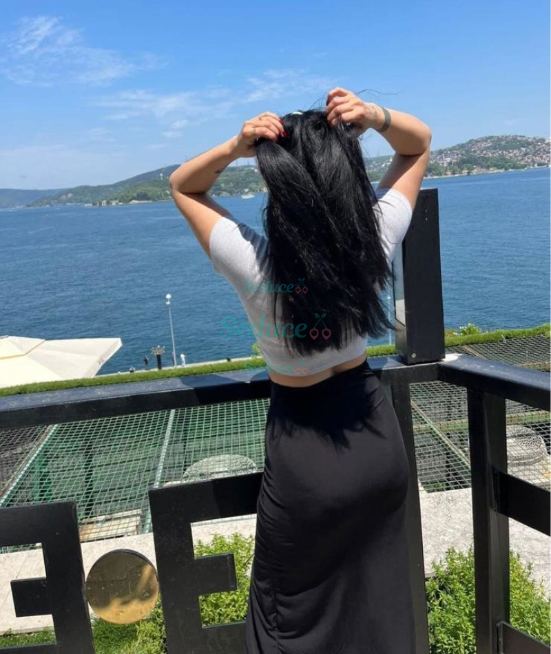 Photo escort girl Aysegul: the best escort service