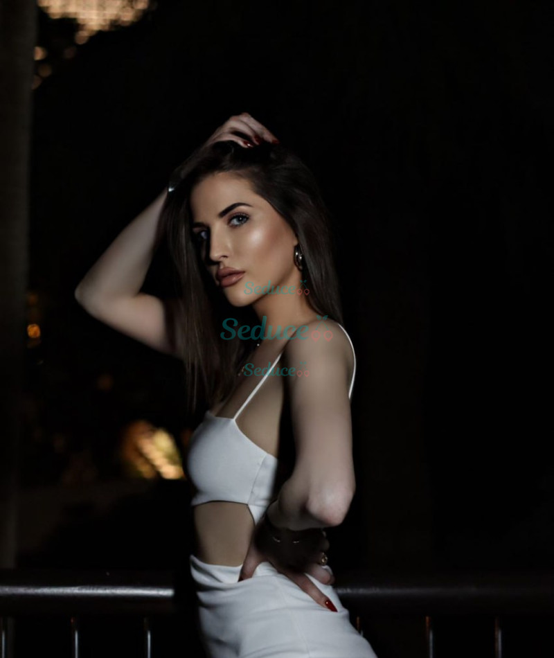 Photo escort girl Mara: the best escort service