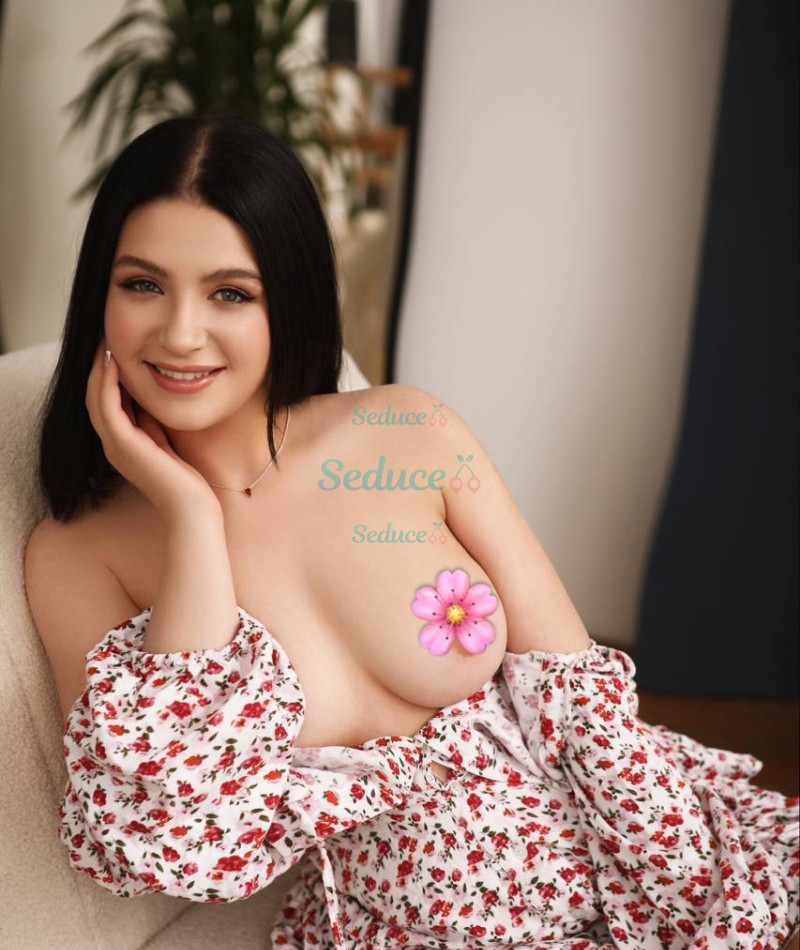 Photo escort girl Lana: the best escort service